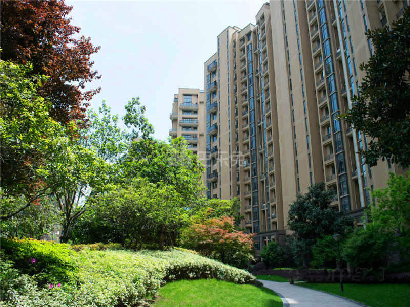 万家花城一期18161557周边环境图5