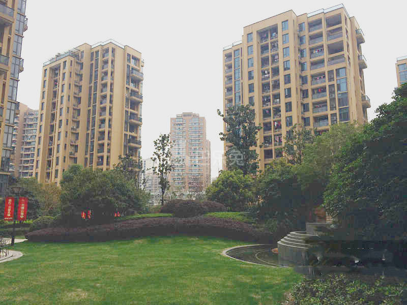 万家花城一期18161557周边环境图8