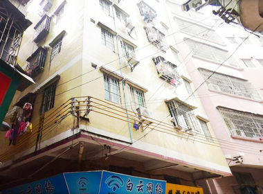 豪华电梯公寓（江夏榕树直街二巷20号） 1室0厅1卫