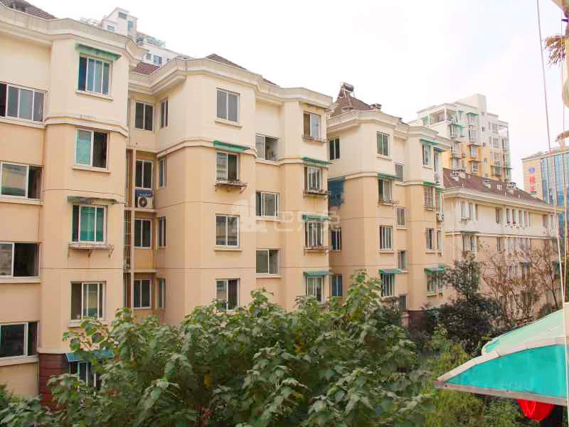 西荡苑桃苑18386037周边环境图5