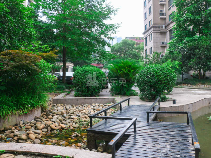 蓝天城市花园8676641周边环境图8