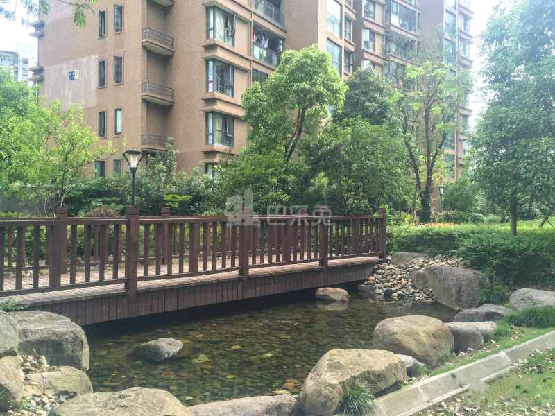 云厦连园18483118周边环境图3