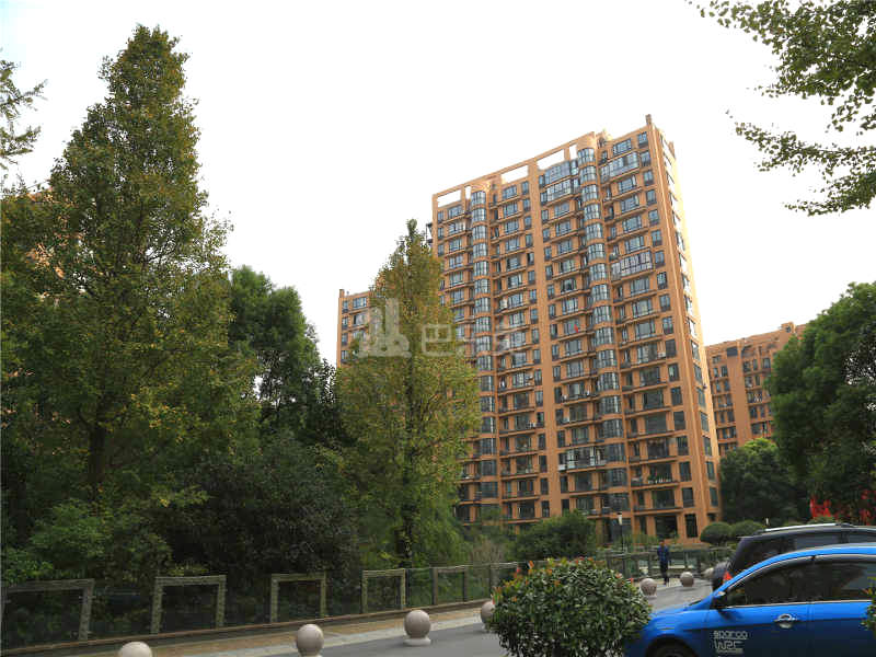 红苹果家园18304408周边环境图3