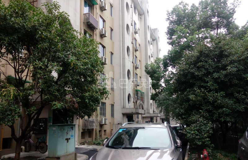 中兴公寓18715757周边环境图2