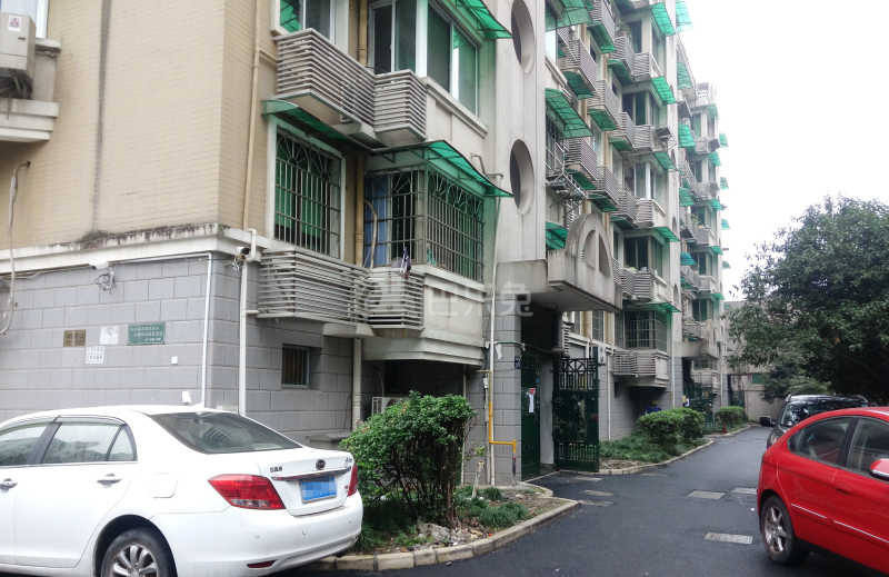 中兴公寓18715757周边环境图12