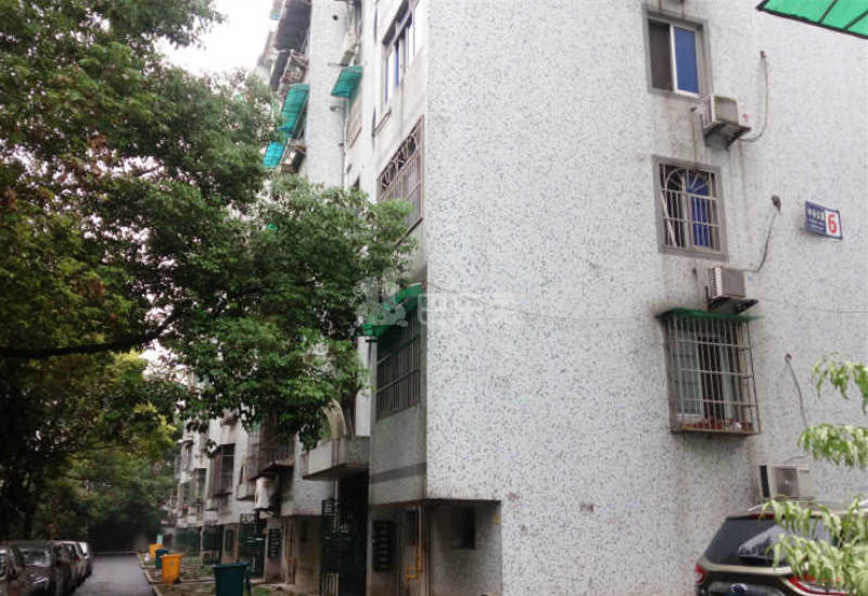 中兴公寓18715757周边环境图11