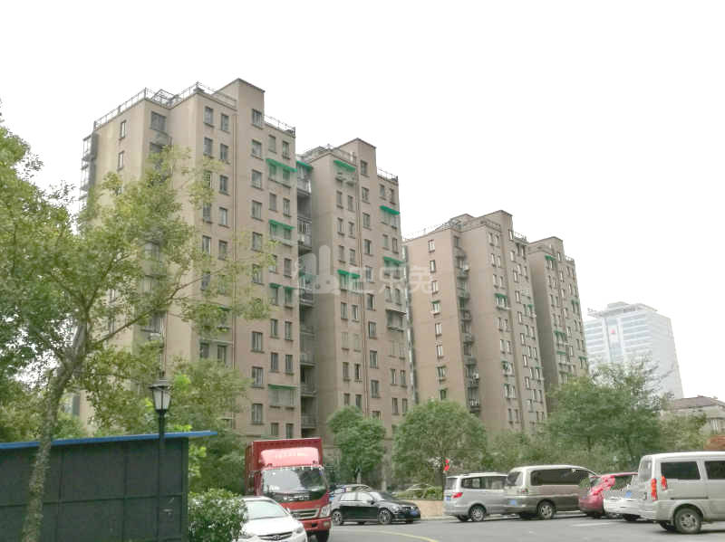 翠苑逸景湾18369715周边环境图1