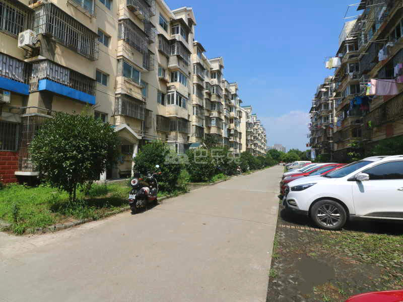 宝象花园13584379周边环境图6