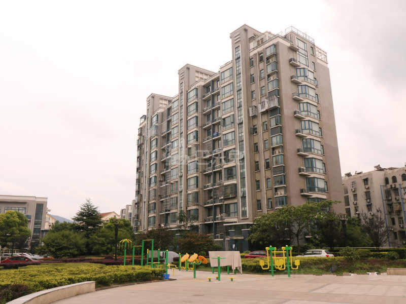 赞成湖畔居12530800周边环境图3