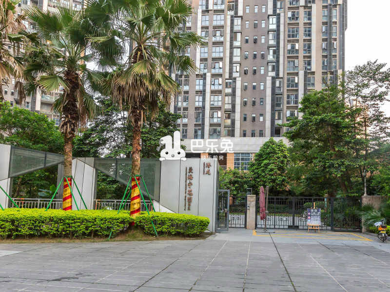 潜龙曼海宁花园南区