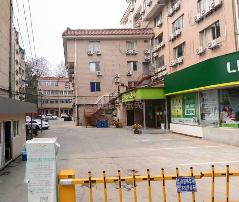 白领易居(戴家巷店)4143403周边环境图7