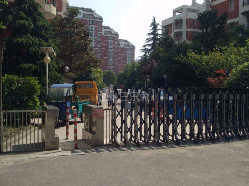 邻里中心18397872周边环境图3