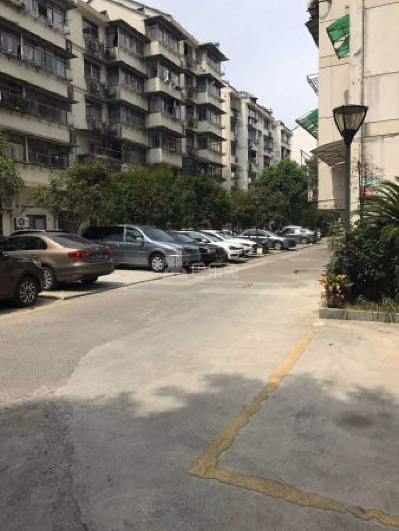 梧桐公寓北区18384447周边环境图2