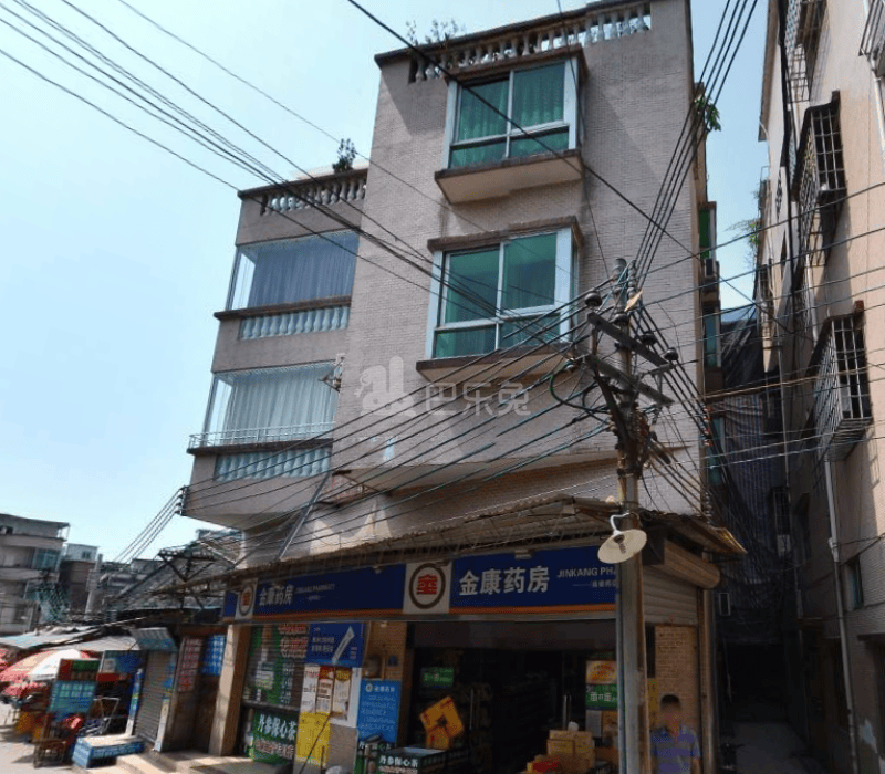 树根书屋（宾日大街店）4663410周边环境图3