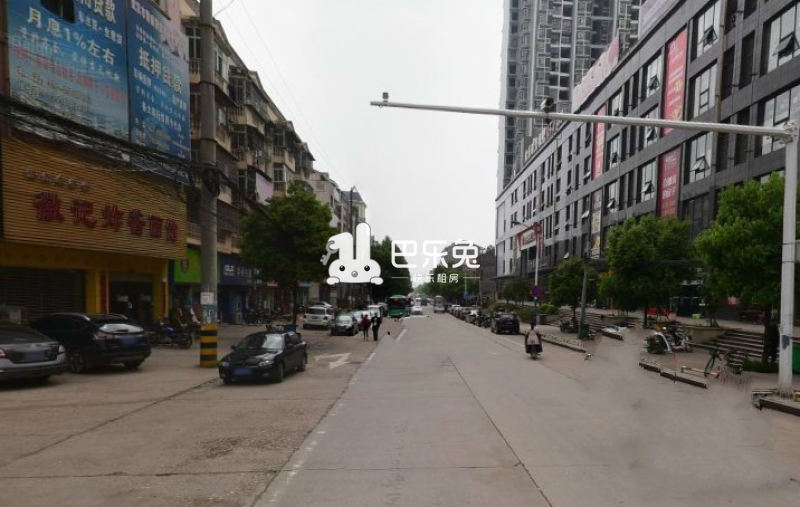 新港佳阳摩尔城