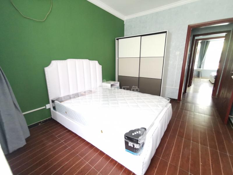 聚丰景都9999485卧室图0