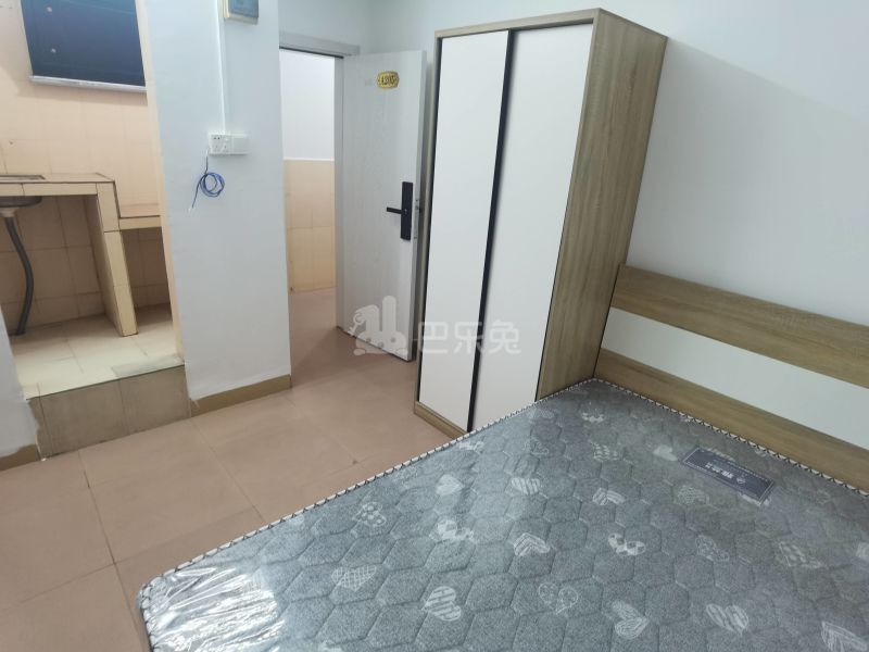 植村五路东二区一巷8号10000885卧室图2