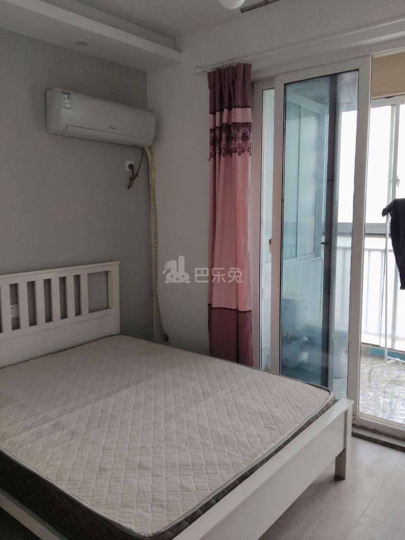 白银时代尚苑三期10001026卧室图3