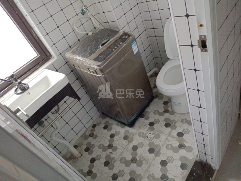 臻品嘉园10015467卫生间图4