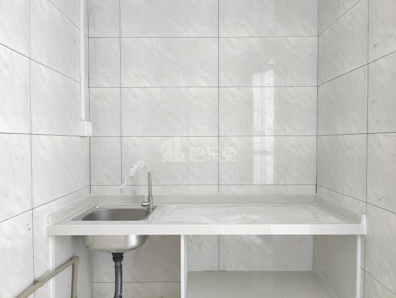 中海康城花园10021255卫生间图9