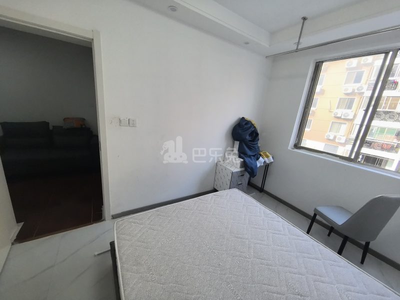 新青浦花苑一区10023353卧室图1