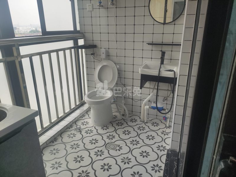 碧林湾新苑二期10030085卫生间图2