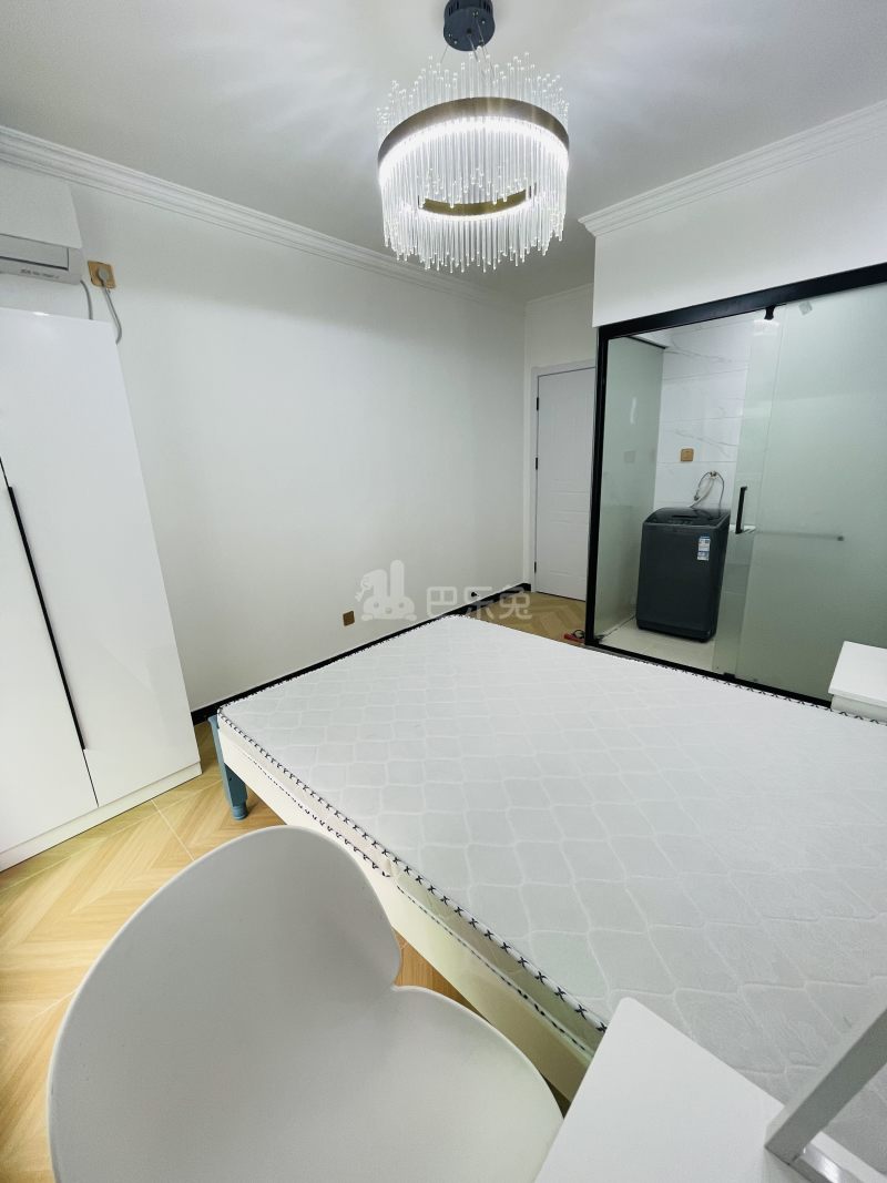 丽和苑10032293客厅图3