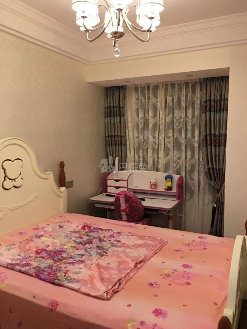 秋月朗庭10033540卧室图2