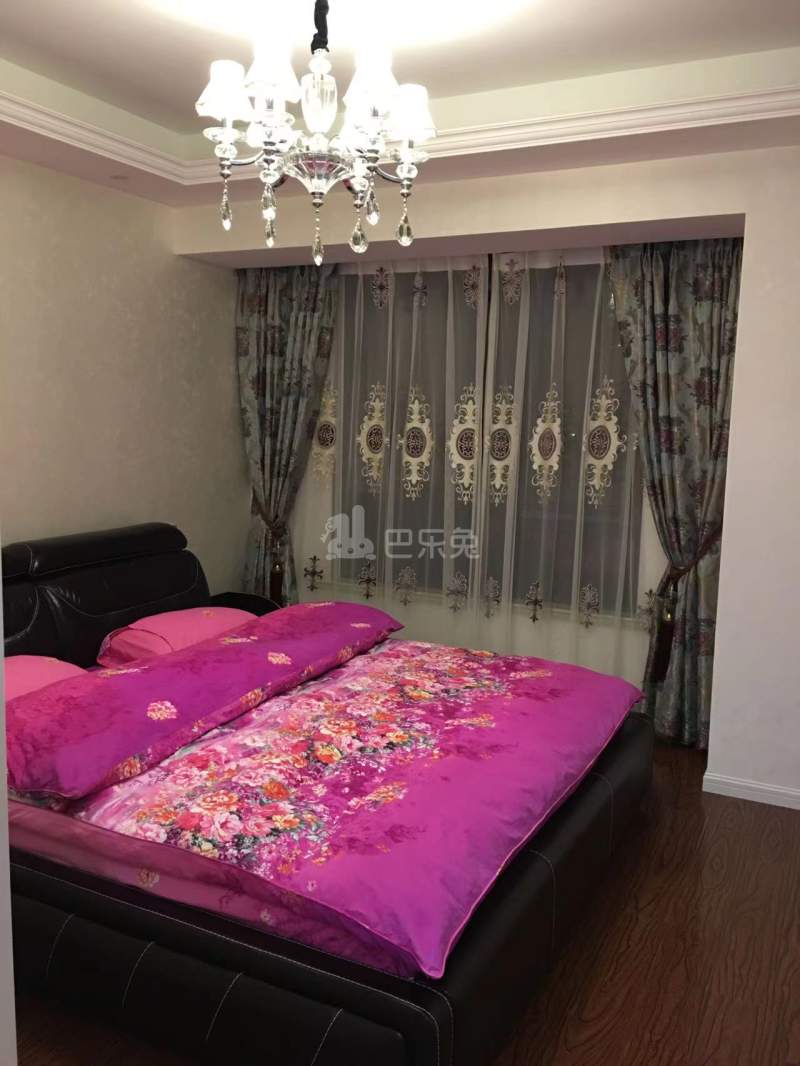 秋月朗庭10033540卧室图1