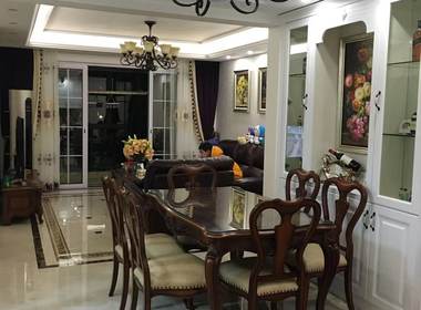 秋月朗庭 3室2厅2卫