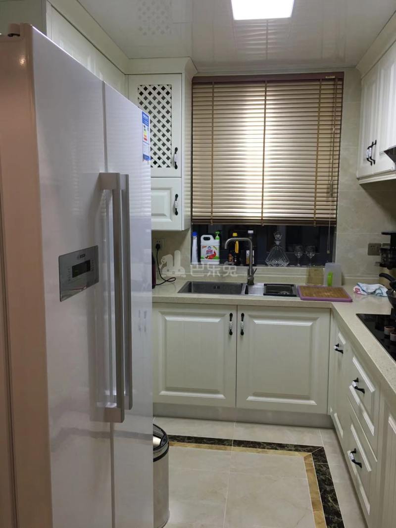 秋月朗庭10033540厨房图5