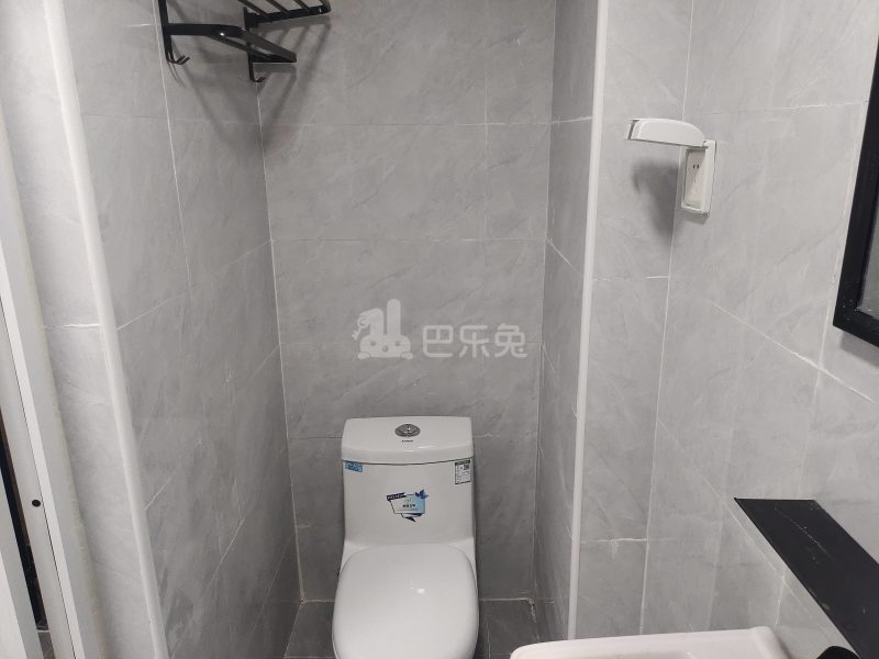 骏丰嘉天下10041225卫生间图6