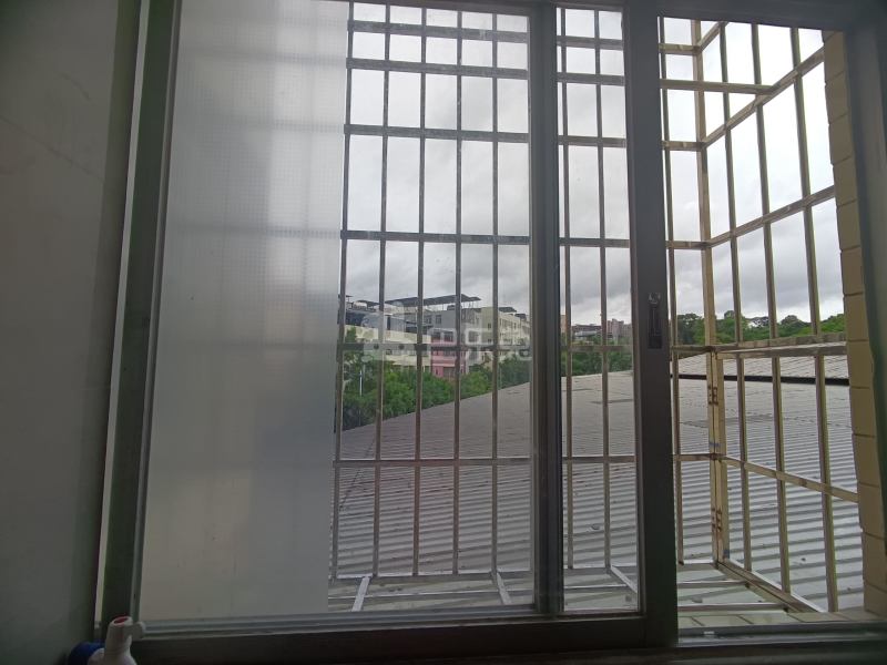 吉山村岐岗路360号10043000客厅图8