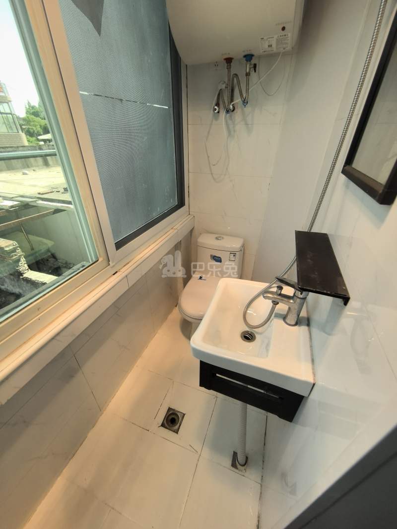 项埭村施桥10043361卫生间图4