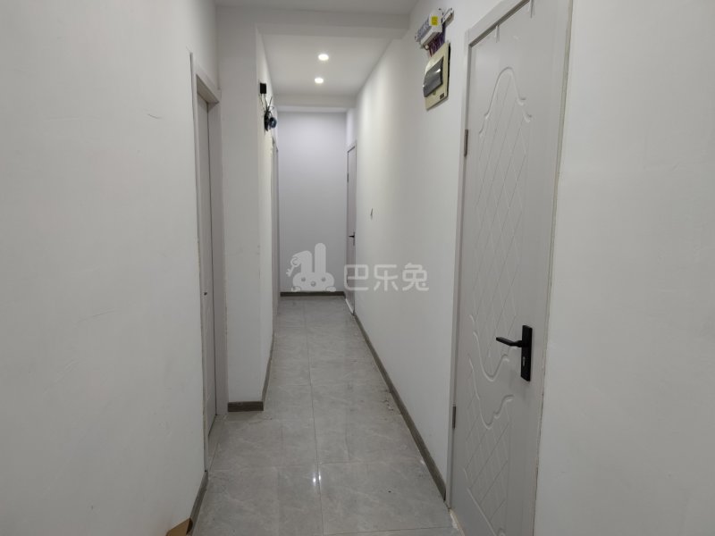 白银时代尚苑二期10046463客厅图4