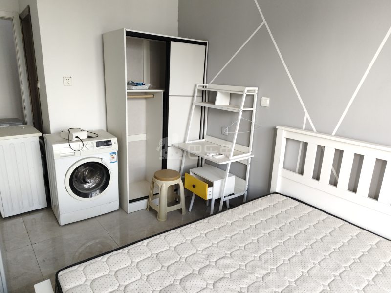 白银时代尚苑二期10046463卧室图2