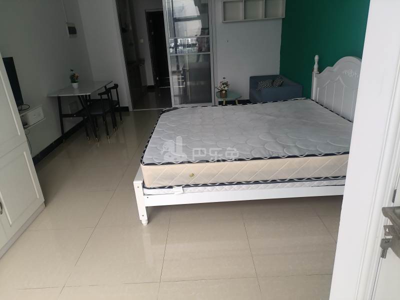 领峰国际（天工国际大厦）10047010卧室图2