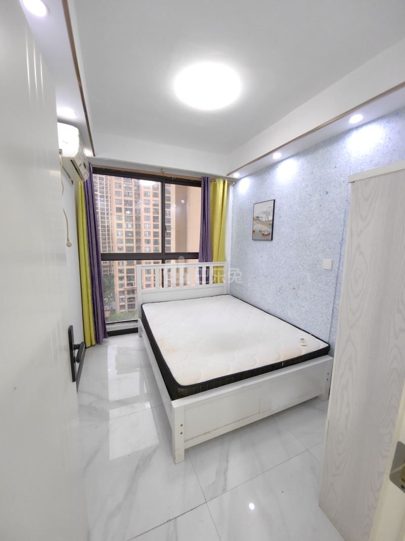 鑫苑世家10048312卧室图4