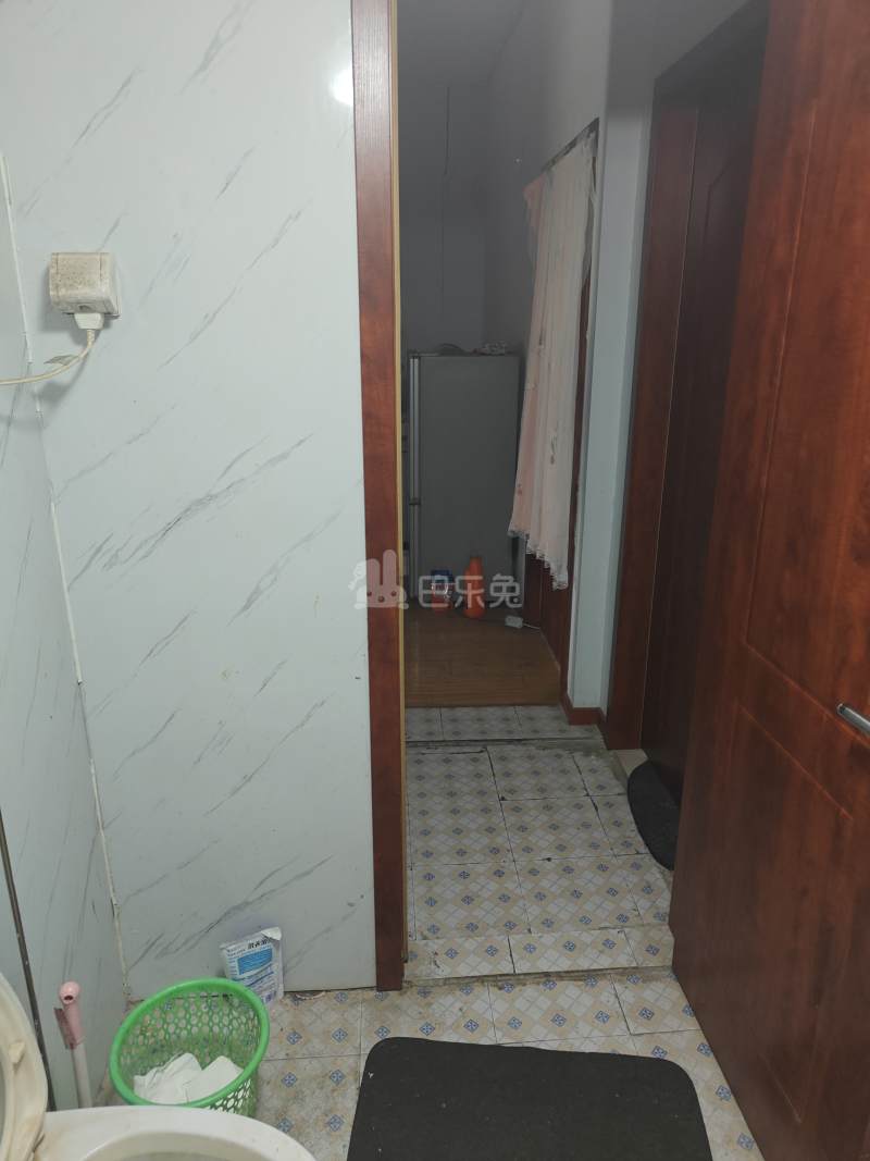 可逸兰亭10052886卫生间图8