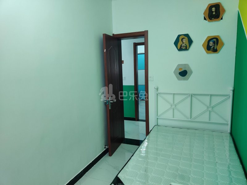 沪太路2660弄小区10053986卧室图2