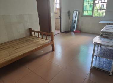 珠村南门中街6号 