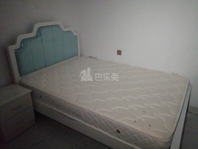 高石公路1688弄10056211卧室图3