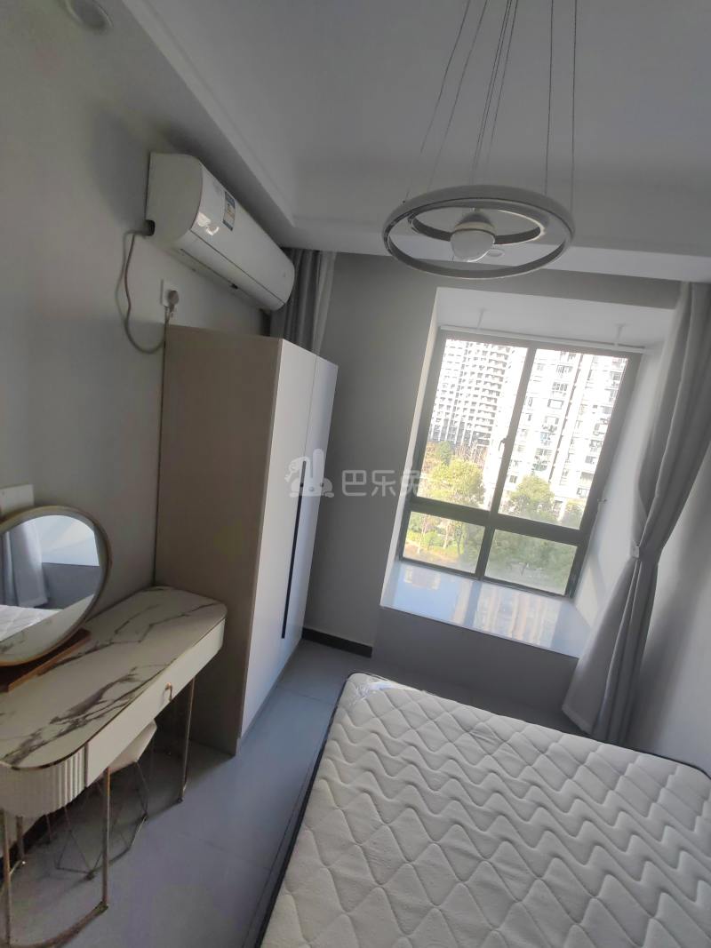 丰东花苑10061150卧室图2