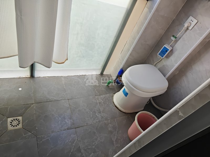 馨汇南苑10075380卫生间图9