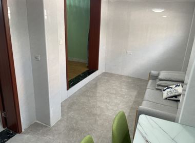 崮山小区四街坊 1室1厅1卫