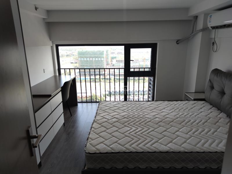 保利融信和光尘樾10089587卧室图0