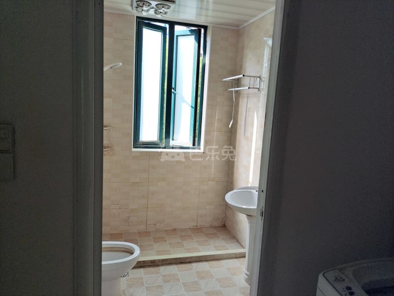 众众德尚世嘉西区1009497卫生间图9