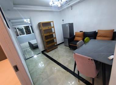 黎明花园 2室1厅1卫