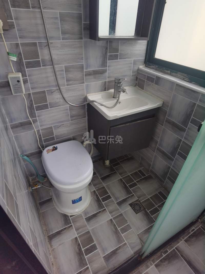 金港花园一期10105931卫生间图6