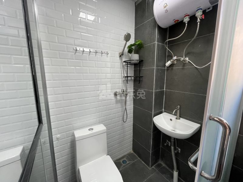 京溪麦地西街40号10112947卫生间图1